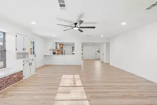 15903 Hickory Dr, Alvin, TX 77511 - Photo 9