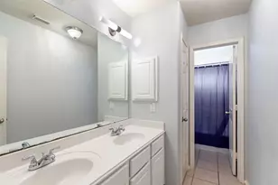 14710 Jordanbranch Ln, Humble, TX 77396 - Photo 25