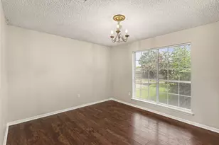 7307 Willow Oak Dr, Baytown, TX 77521 - Photo 11