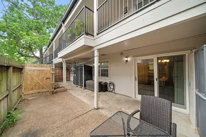 12633 Memorial Drive #83, Houston, TX 77024 - Photo 17