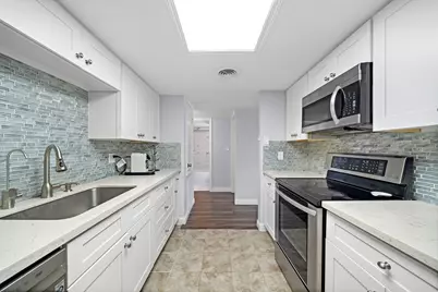 12633 Memorial Drive #83, Houston, TX 77024 - Photo 7