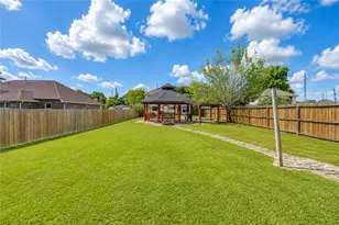 8645 Rinn St, Houston, TX 77078 - Photo 39