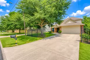8645 Rinn St, Houston, TX 77078 - Photo 5