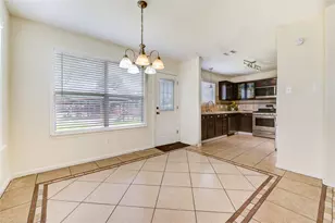 8645 Rinn St, Houston, TX 77078 - Photo 11