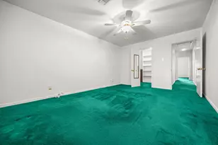 11407 Valley Spring Dr, Houston, TX 77043 - Photo 23