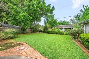 11407 Valley Spring Dr, Houston, TX 77043 - Photo 29