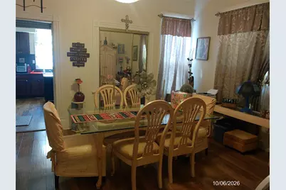 2917 Avenue P 1/2, Galveston, TX 77550 - Photo 3