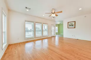 5723 Stewart Ave, Galveston, TX 77551 - Photo 21