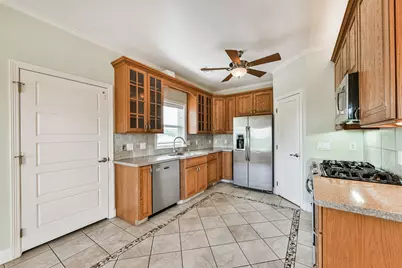 5723 Stewart Avenue, Galveston, TX 77551 - Photo 23