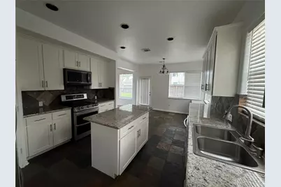 6311 Auburn Terrace Court, Spring, TX 77389 - Photo 9