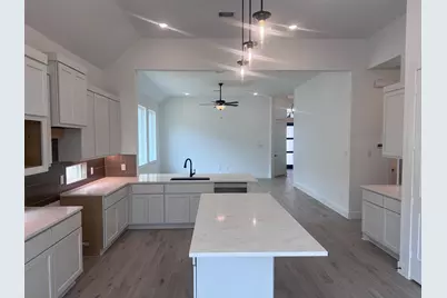 2415 Garden Arbor, Tomball, TX 77375 - Photo 3