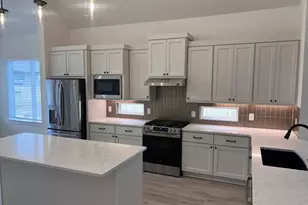 2415 Garden Arbor, Tomball, TX 77375 - Photo 5