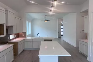 2415 Garden Arbor, Tomball, TX 77375 - Photo 3