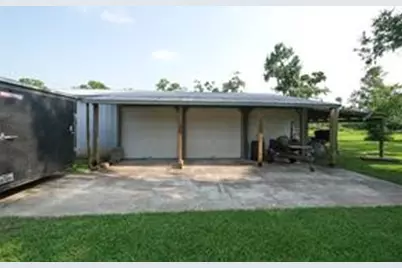 915 Live Oak Drive, Jones Creek, TX 77541 - Photo 7