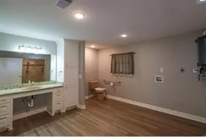 915 Live Oak Drive, Jones Creek, TX 77541 - Photo 17