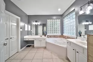 14427 Brighton Trace Ln, Houston, TX 77044 - Photo 19