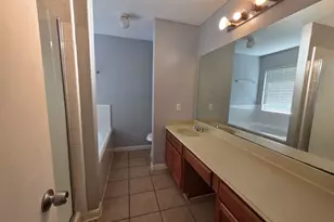 2647 Kiplands Ct, Houston, TX 77014 - Photo 17