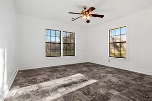 14202 Susie Ln, Alvin, TX 77511 - Photo 33