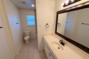 1411 Neptune Ln, Houston, TX 77062 - Photo 17