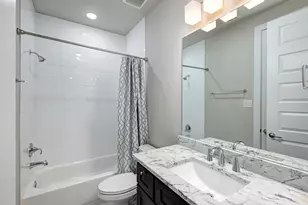 3205 Durhill St, Houston, TX 77025 - Photo 29