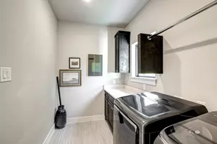 3205 Durhill St, Houston, TX 77025 - Photo 27