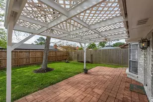 730 Seamaster Dr, Houston, TX 77062 - Photo 29