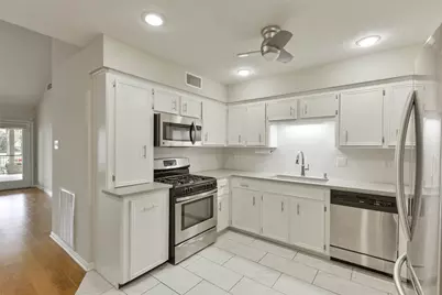 20 Golfview Manor Road, Huntsville, TX 77340 - Photo 9