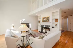 9518 Bayou Brook St, Houston, TX 77063 - Photo 9