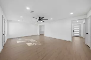 5002 Cedar Creek Dr, Dickinson, TX 77539 - Photo 19