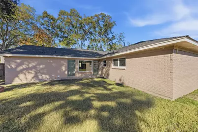 5002 Cedar Creek Drive, Dickinson, TX 77539 - Photo 41