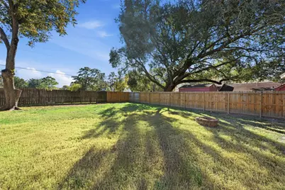5002 Cedar Creek Drive, Dickinson, TX 77539 - Photo 35