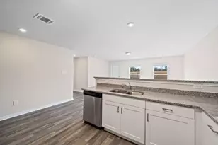 15778 Del Norte Dr, Conroe, TX 77306 - Photo 9