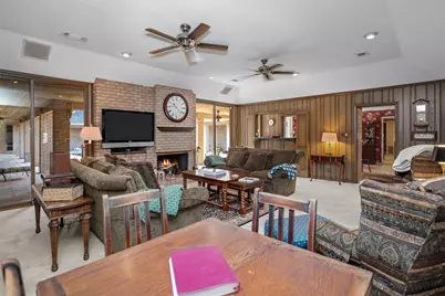 909 E Mimosa Lane, Crockett, TX 75835 - Photo 13