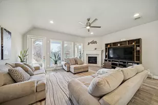 9331 Stablewood Lakes Ln, Tomball, TX 77375 - Photo 3