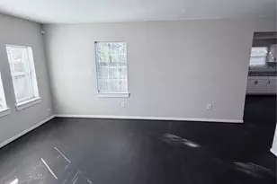 866 N Victory Dr, Houston, TX 77088 - Photo 7