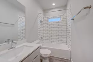 14257 Lake Lodge Dr, Conroe, TX 77384 - Photo 7