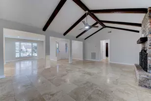 2706 Williamsburg Dr, Dickinson, TX 77539 - Photo 15