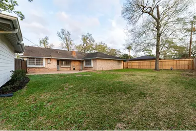 2706 Williamsburg Drive, Dickinson, TX 77539 - Photo 25