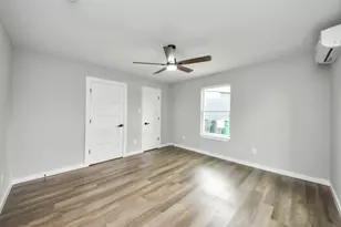 1218 Des Jardines St, Houston, TX 77023 - Photo 13