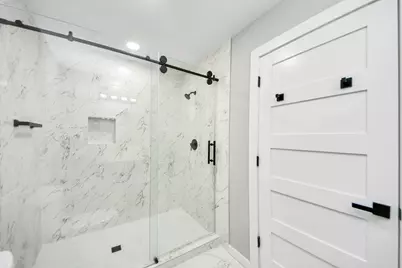 1218 Des Jardines Street #B, Houston, TX 77023 - Photo 11