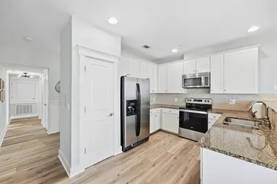 26550 Mangrove Drive #303, Galveston, TX 77554 - Photo 19