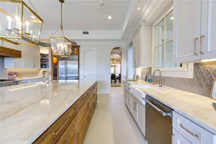13727 Slate Creek Ln, Houston, TX 77077 - Photo 9