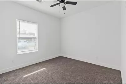 8501 Denby Street, Houston, TX 77012 - Photo 7