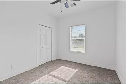 8501 Denby Street, Houston, TX 77012 - Photo 3