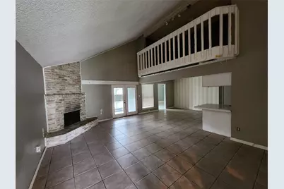 6118 Linnhaven Drive, Houston, TX 77072 - Photo 3
