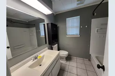 6118 Linnhaven Drive, Houston, TX 77072 - Photo 7