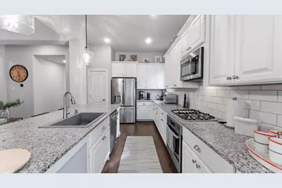 125 Russet Bend Place N, Montgomery, TX 77316 - Photo 19