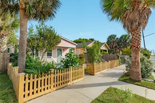 3602 Ave S 1/2, Galveston, TX 77550 - Photo 33
