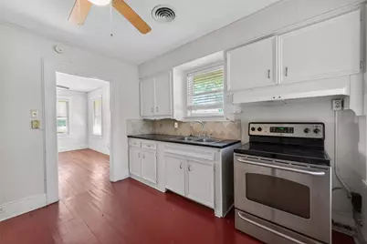 231 Lakeview Drive, Sugar Land, TX 77498 - Photo 11