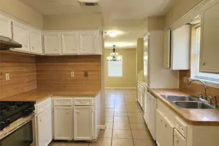 11410 Spring Grove Dr, Houston, TX 77099 - Photo 7